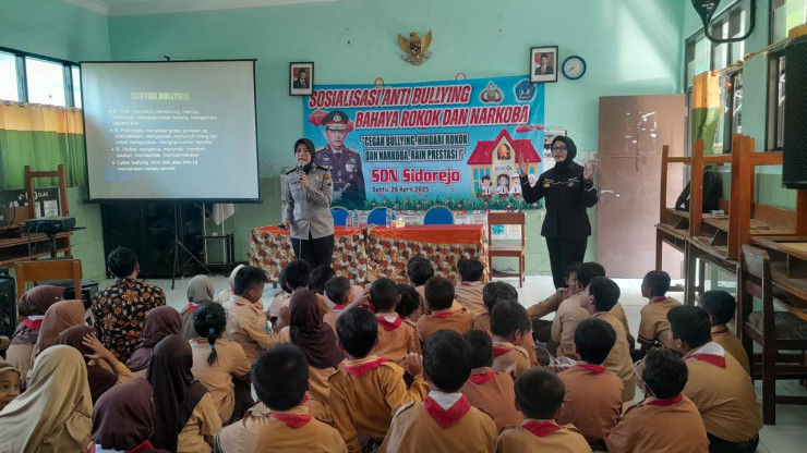 Polsek Krian Edukasi Bahaya Bullying dan Narkoba di SDN Sidorejo